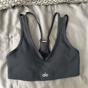 Alo Yoga Airlift Ribbed Jump Start V-neck Bra